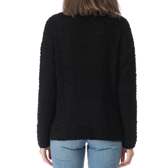 NWOT Bobeau Popcorn Yarn Turtle Neck Sweater Black - Picture 3 of 9